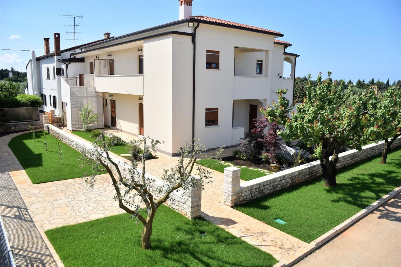Apartmani Diana Novigrad  Bagian luar foto