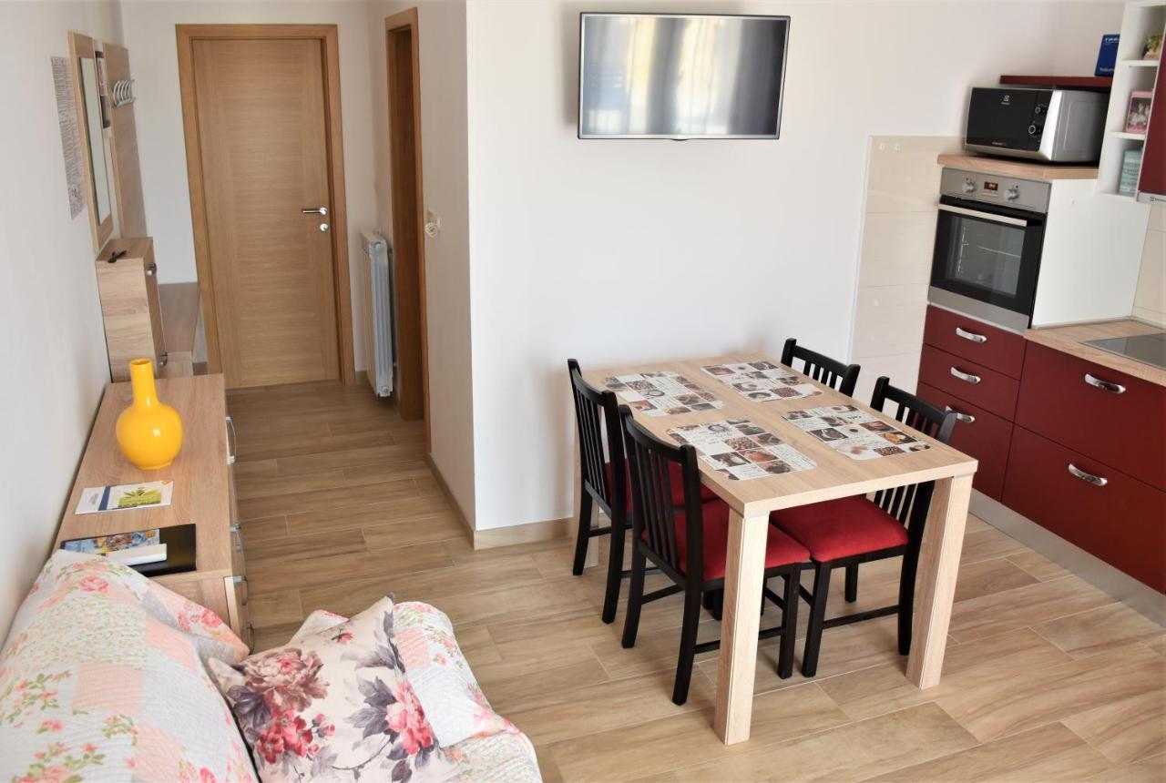 Apartmani Diana Novigrad  Bagian luar foto