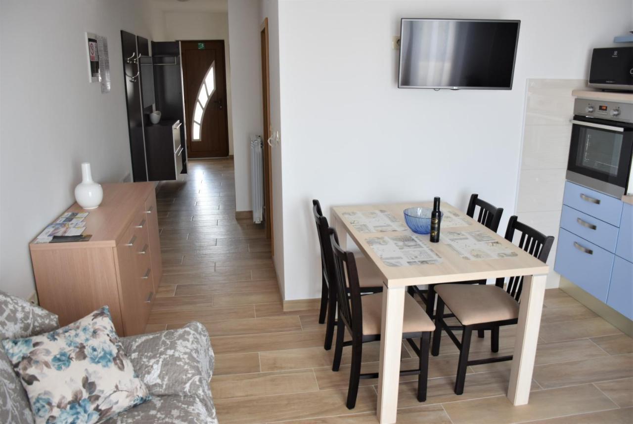 Apartmani Diana Novigrad  Bagian luar foto